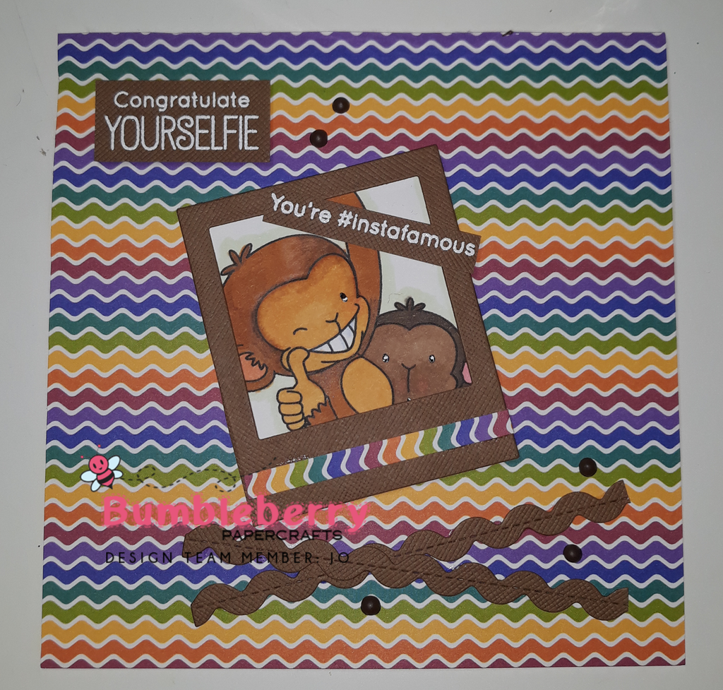 Jouer avec mes choses préférées Tampon et matrices parfaits.