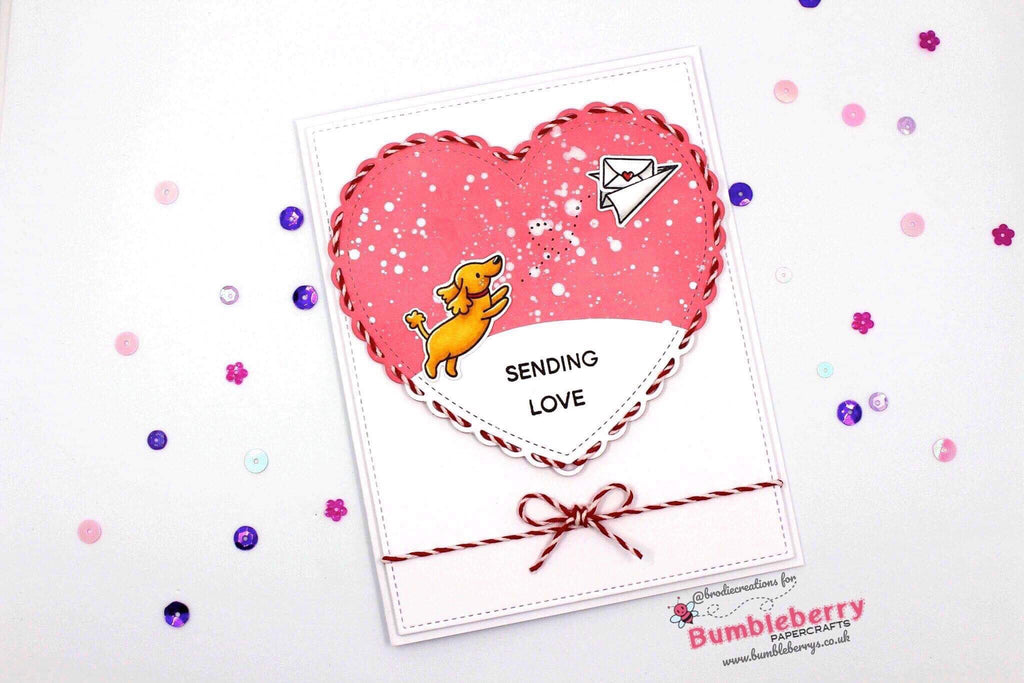 Envoi d'amour avec l'ensemble Heffy Doodle "Yappy Happy Mail" !
