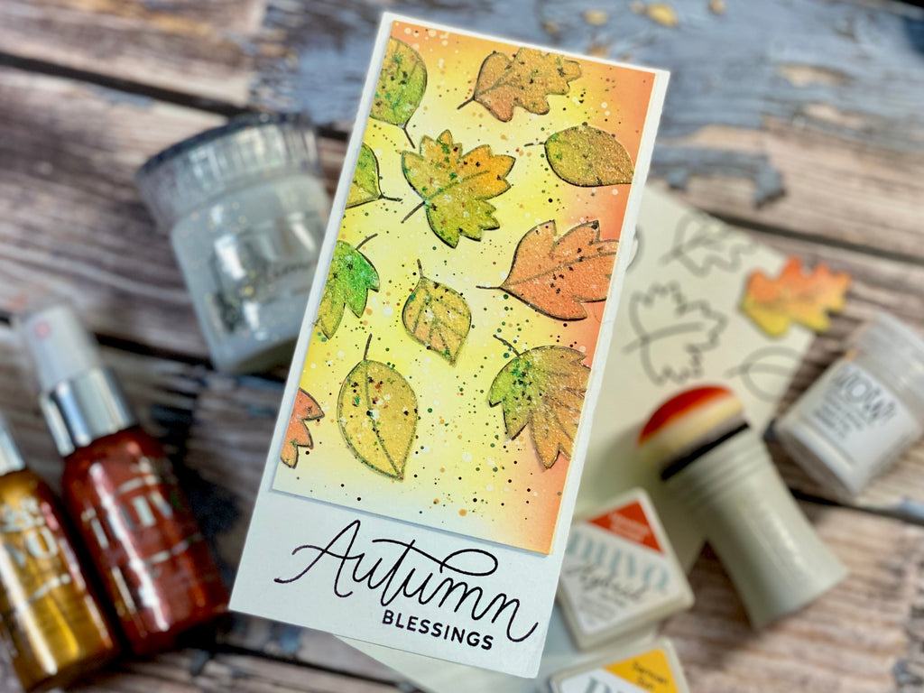 Feuilles qui tombent avec un joli rose chic