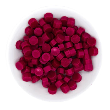 Perles de cire magenta de la collection Sealed by Spellbinders